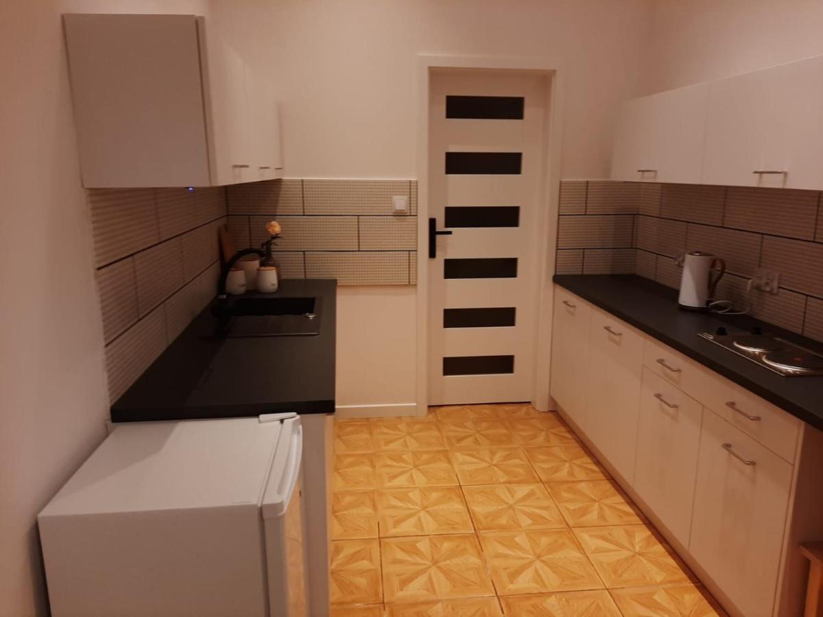 Apartamenty Jednosci 46 วรอตซวาฟ ภายนอก รูปภาพ