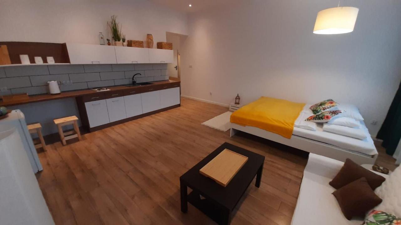 Apartamenty Jednosci 46 วรอตซวาฟ ภายนอก รูปภาพ