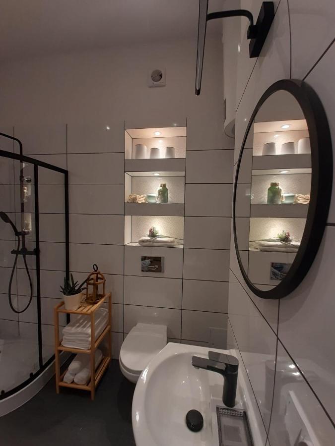 Apartamenty Jednosci 46 วรอตซวาฟ ภายนอก รูปภาพ