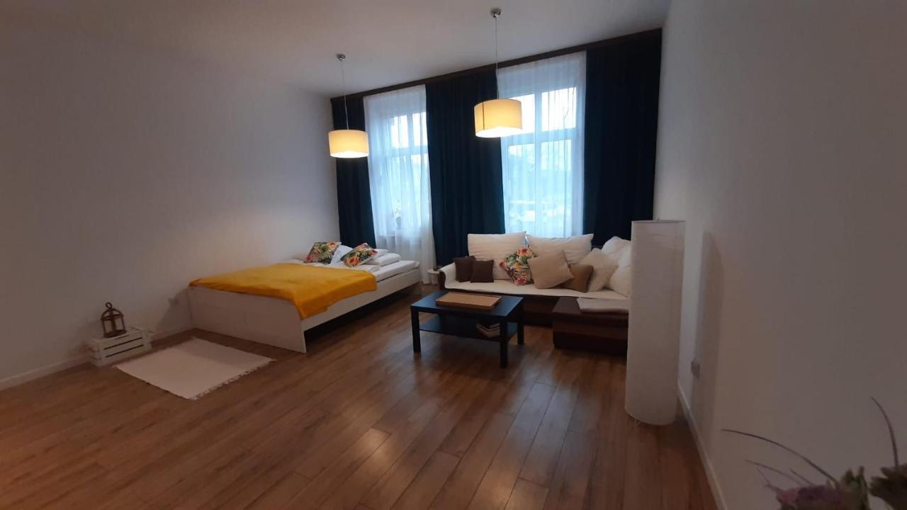 Apartamenty Jednosci 46 วรอตซวาฟ ภายนอก รูปภาพ
